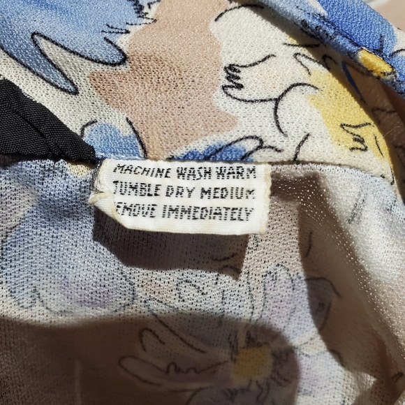 Vintage Top w/ Sash - Picture 5 of 11